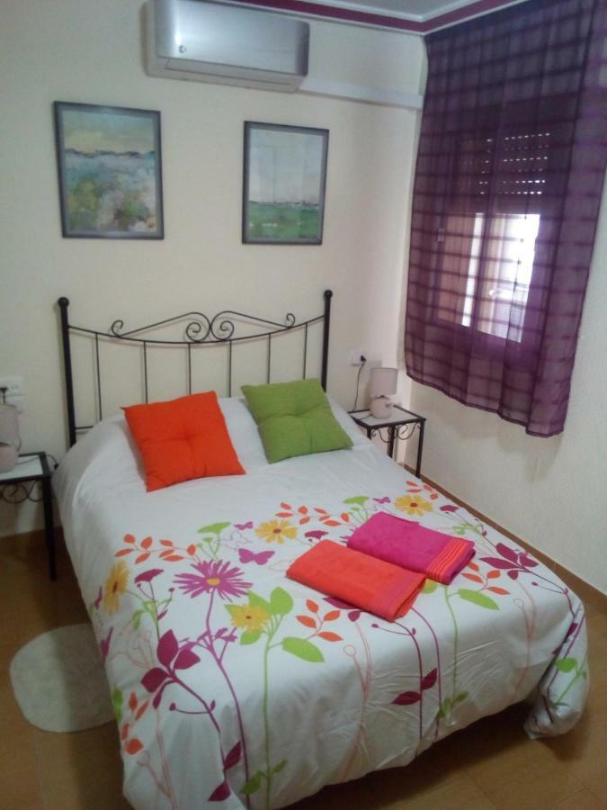 Апартаменти Excelente Apartamento 3 Hab Убеда Екстер'єр фото